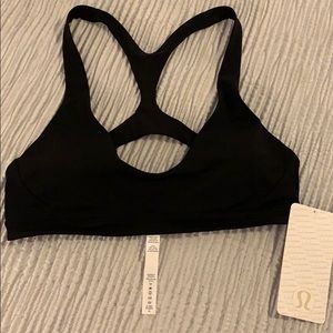 Lululemon uncharted waters top